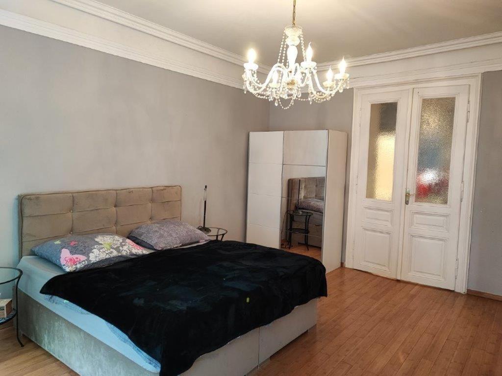 Apartamento With Unique 40m2 Garden & Self Check In *